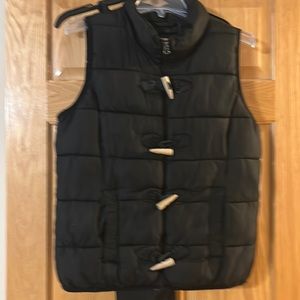 Black vest size Medium